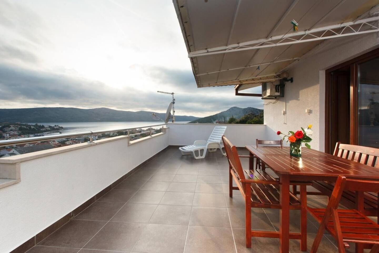 Apartments Zeljko Seget Vranjica Ngoại thất bức ảnh